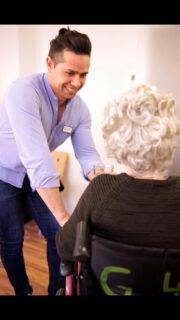 HR Info Bericht über unser Projekt AidA - Ausbildung in der Altenpflegehilfe.
*Symbolbild*
#wiesbaden #aida #hrinfo #hr #hessen #ausbildung #altenpflege #altenhilfe #bauhauswerkstaetten