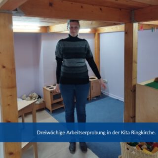 Frau A. nimmt am Projekt UYUM teil und hat ihre dreiwöchige Arbeitserprobung mit großem Engagement und spürbarer Freude an der Arbeit mit Kindern in der Kita Ringkirche absolviert. Ihr Wunsch, Erzieherin zu werden, wurde dadurch weiter bestärkt. Wir freuen uns, sie auf ihrem Weg dorthin ein Stück begleiten und unterstützen zu dürfen. #wiesbaden #uyum #kita #erzieherin #ringkirche #bauhauswerkstaetten