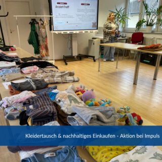 Bei "Impuls" fand unser Kleidertausch in entspannter Atmosphäre statt. Alle konnten eine Tüte mit gut erhaltener Kleidung mitbringen und neue Lieblingsstücke entdecken. Neben dem Tauschen haben wir uns auch mit nachhaltigem Einkaufen und Spendenmöglichkeiten in Wiesbaden beschäftigt. Danke an alle, die dabei waren und gezeigt haben, wie einfach nachhaltige Mode im Alltag sein kann!
#wiesbaden #kleidertausch #nachhaltigkeit #secondhand #impuls #bauhauswerkstaetten