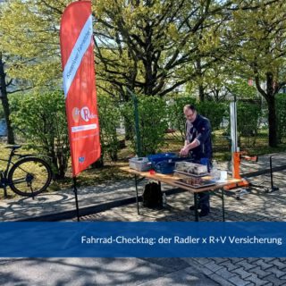 🚲🔧 Einsatz bei der R+V Versicherung!
Wir vom Radler-Team bringen die Bikes der Mitarbeitenden wieder in Topform – vom schnellen Sicherheitscheck bis zu kleinen Reparaturen direkt vor Ort. 💪
Damit alle wieder sicher und entspannt unterwegs sind. Danke für das Vertrauen, R+V!
#BikeCheck #FahrradService #SicherUnterwegs #Firmenservice #wiesbaden #bauhauswerkstaetten #derradler #radler #fahrradcheck